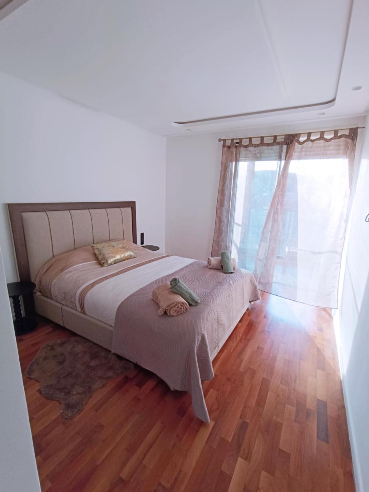 Les 3 Collines - Grand Moderne A Gueliz Avec Vue Et Confort Premium Apartment *