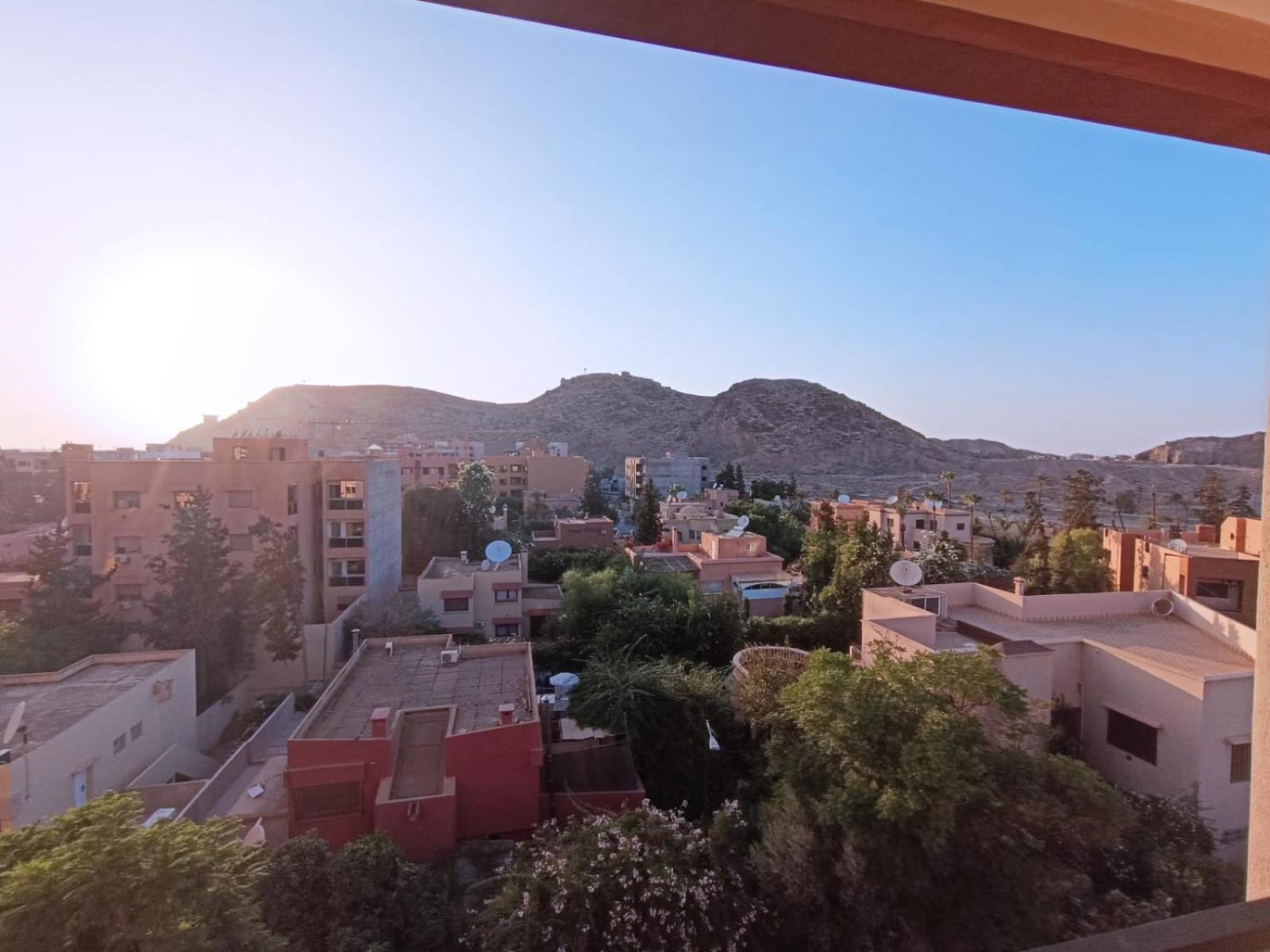 Les 3 Collines - Grand Moderne A Gueliz Avec Vue Et Confort Premium Apartment *